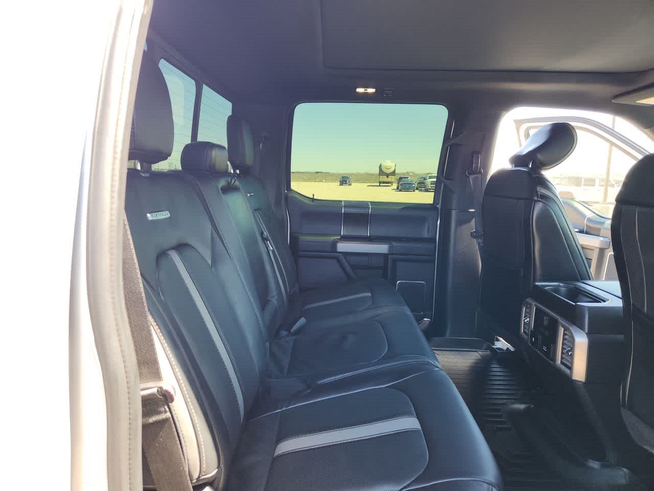 2019 Ford Super Duty F-250 SRW Platinum 4WD Crew Cab 6.75 Box